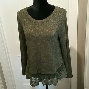 Cloud & Sky Long Sleeved Top